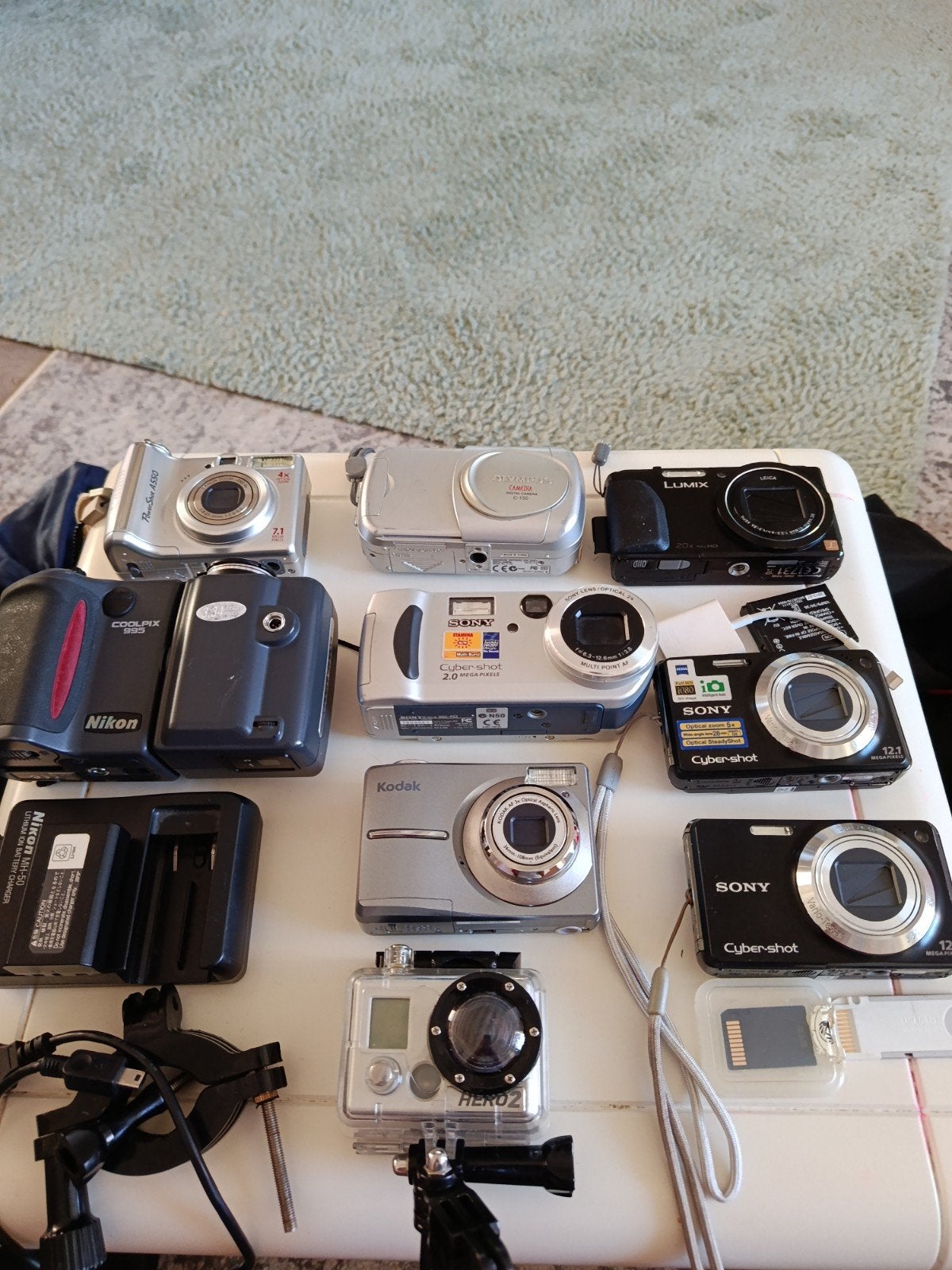 Diverse digitale camera's - Zo goed als nieuw, Audio, Tv en Foto, Fotocamera's Digitaal, Ingebouwde flitser, Ophalen of Verzenden