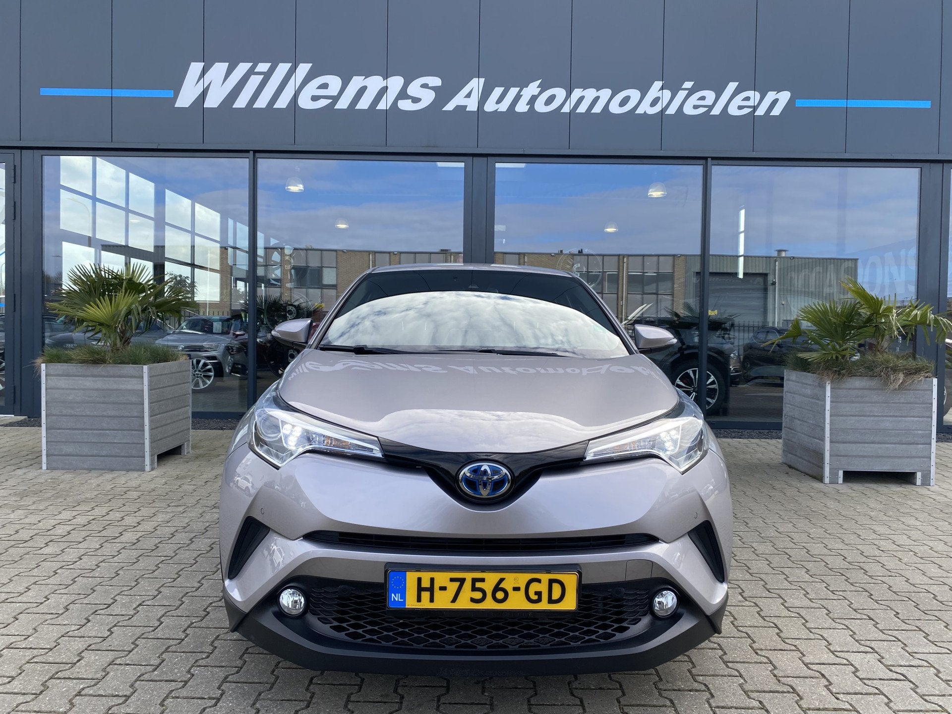 Toyota C-HR 1.8 Hybrid Dynamic Trekhaak, Winterpakket & Adap, Auto's, Toyota, Stof, 4 cilinders, Met garantie (alle), 98 pk