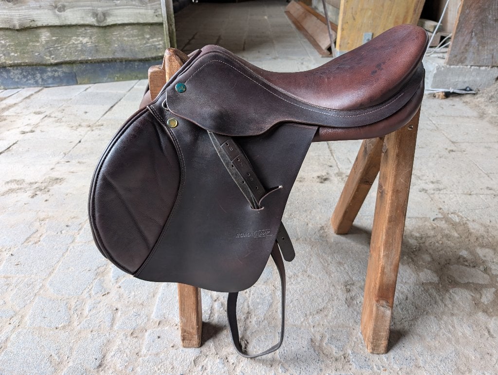 Springzadel Prestige Roma Jump 18 inch, Dieren en Toebehoren, Ophalen of Verzenden, Middel, XL (18 inch of meer), Prestige