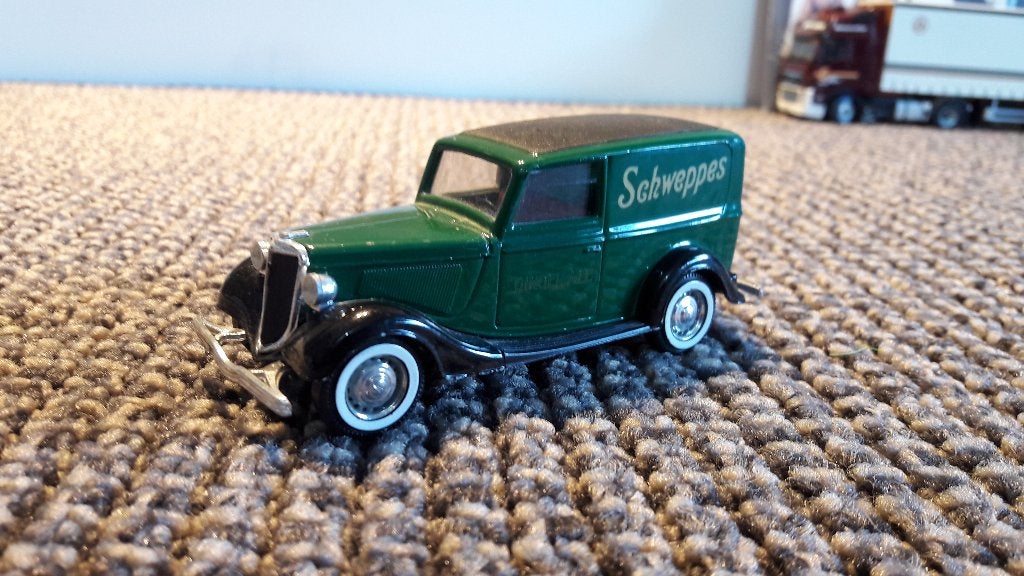 Solido Ford V8 schaal 1:43, Ophalen of Verzenden, Gebruikt, Auto, Solido