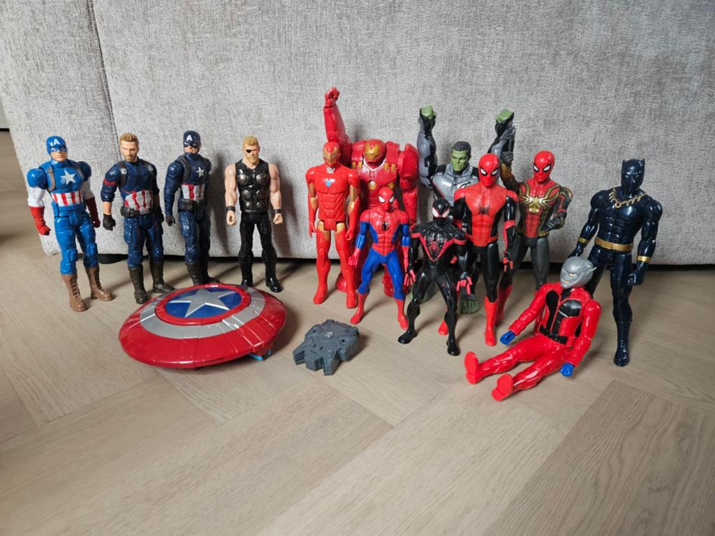 Complete set Avengers actiefiguren te koop., Kinderen en Baby's, Speelgoed | Playmobil, Ophalen, Gebruikt, Complete set