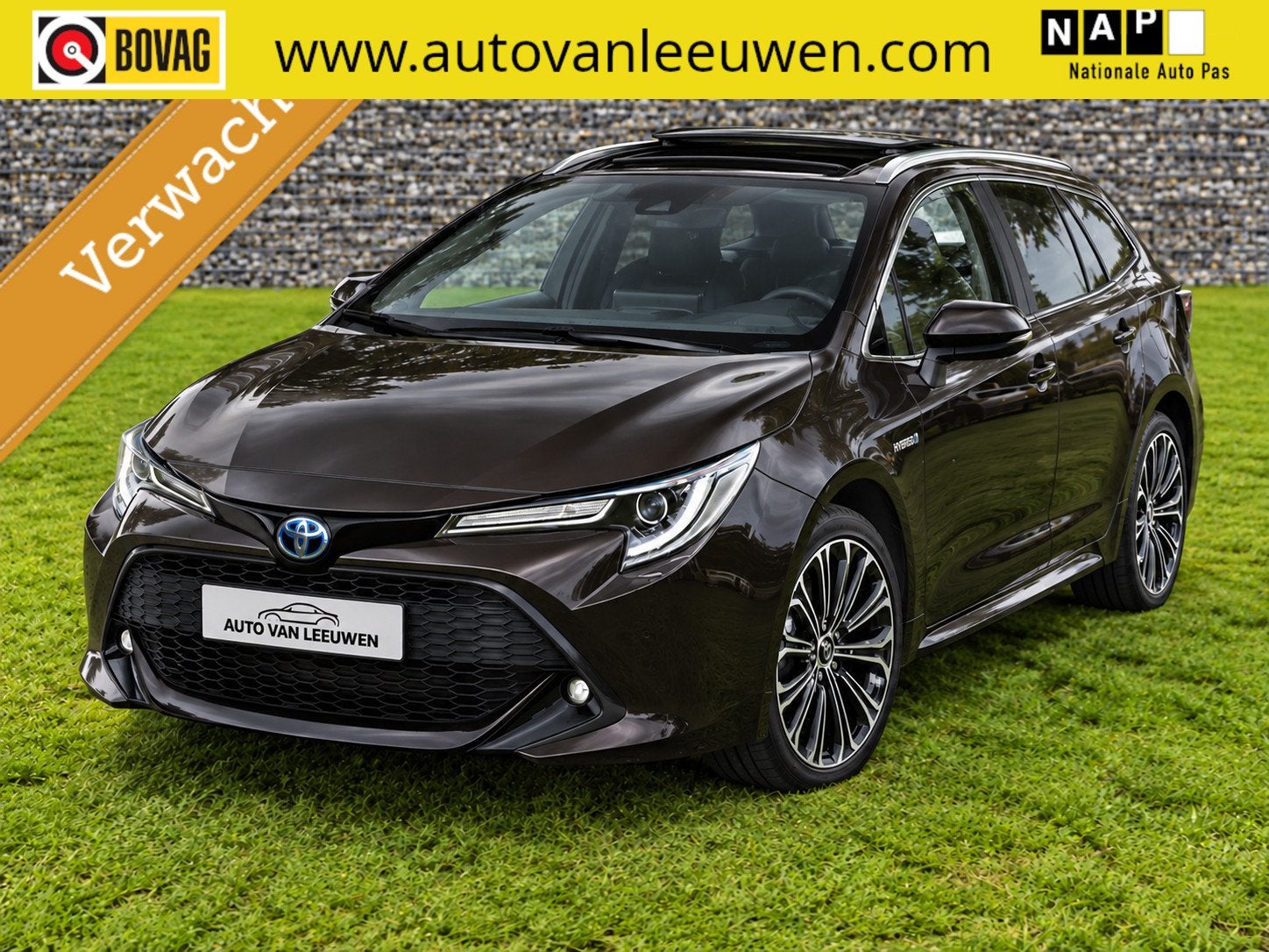 Toyota Corolla Touring Sports 2.0 Hybrid 184PK PANORAMADAK/A, Auto's, 1345 kg, 450 kg, Gebruikt, 4 cilinders