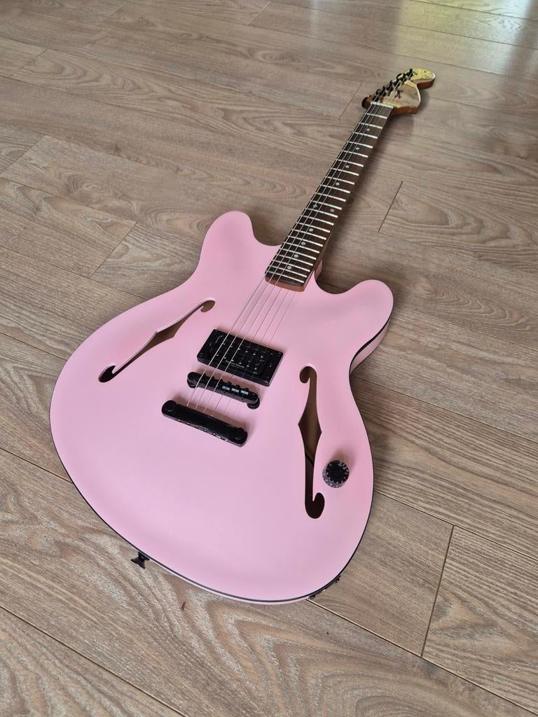 Fender Tom Delonge Starcaster, Muziek en Instrumenten, Snaarinstrumenten | Gitaren | Elektrisch, Ophalen of Verzenden, Zo goed als nieuw