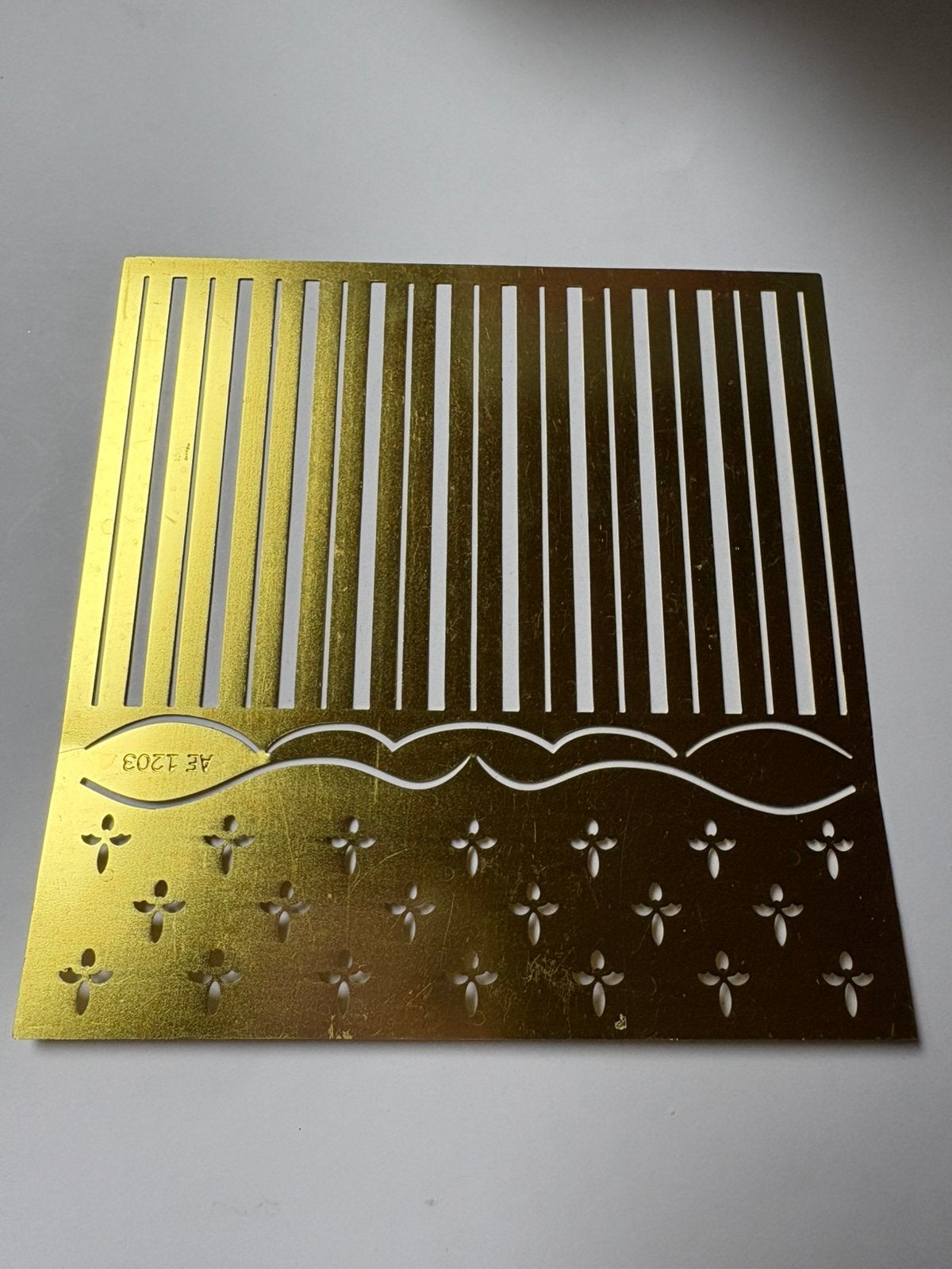 Embossing mal groot duo, Ophalen of Verzenden, Zo goed als nieuw, Overige thema's, Pons of Mal
