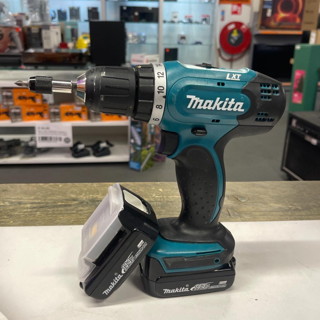 Makita BDF343 - 2x 1.3Ah accu - Acculader, Makita, Zo goed als nieuw, Support@makita.com, Makita Corporation, 3-11-8, Sumiyoshi-cho, 
Anjo, Aichi 446-8502
Japan