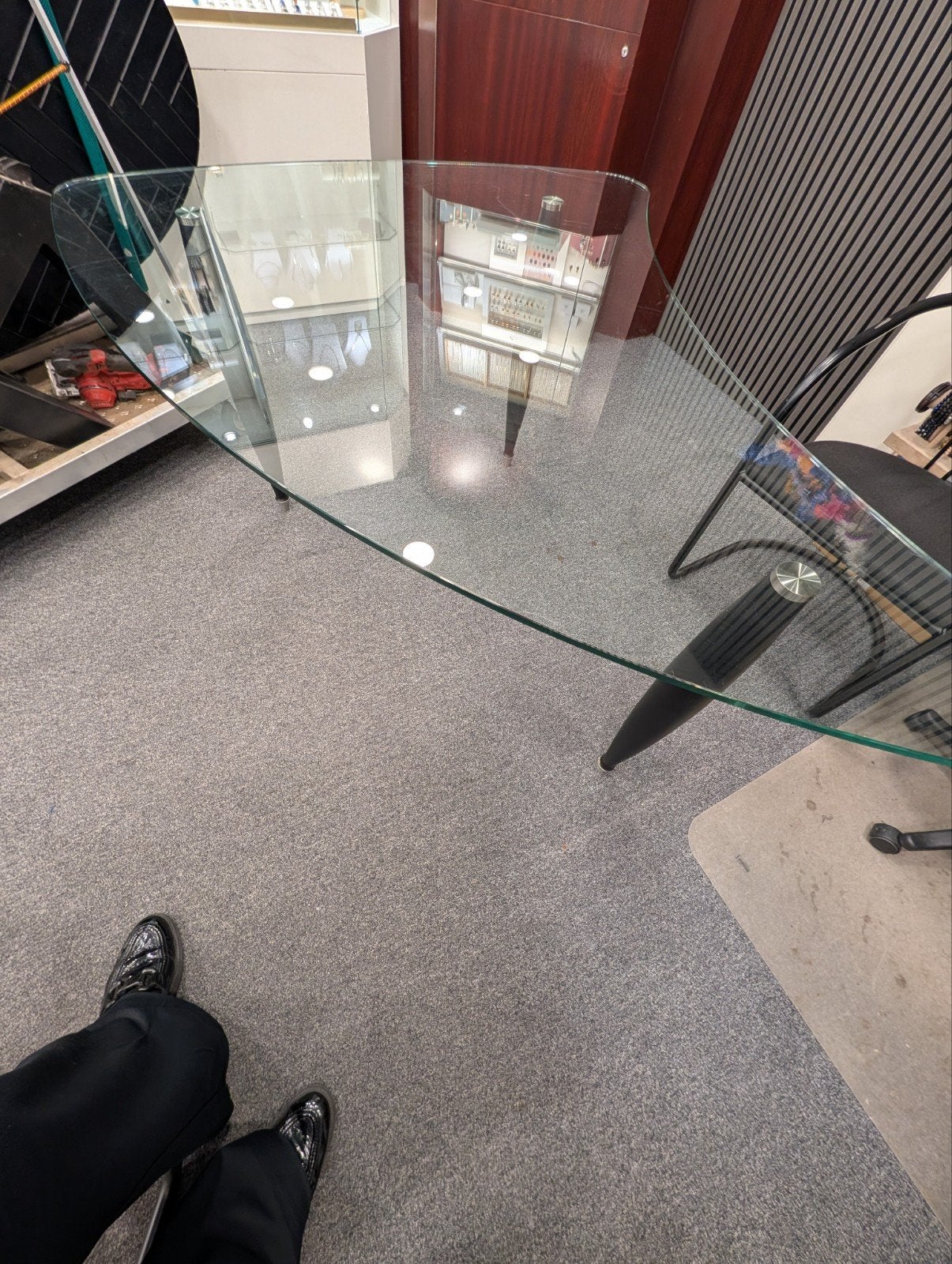 Gratis af te halen: Glazen Eettafel in Mariahoeve, Gebruikt, Glas, Rechthoekig, 50 tot 100 cm
