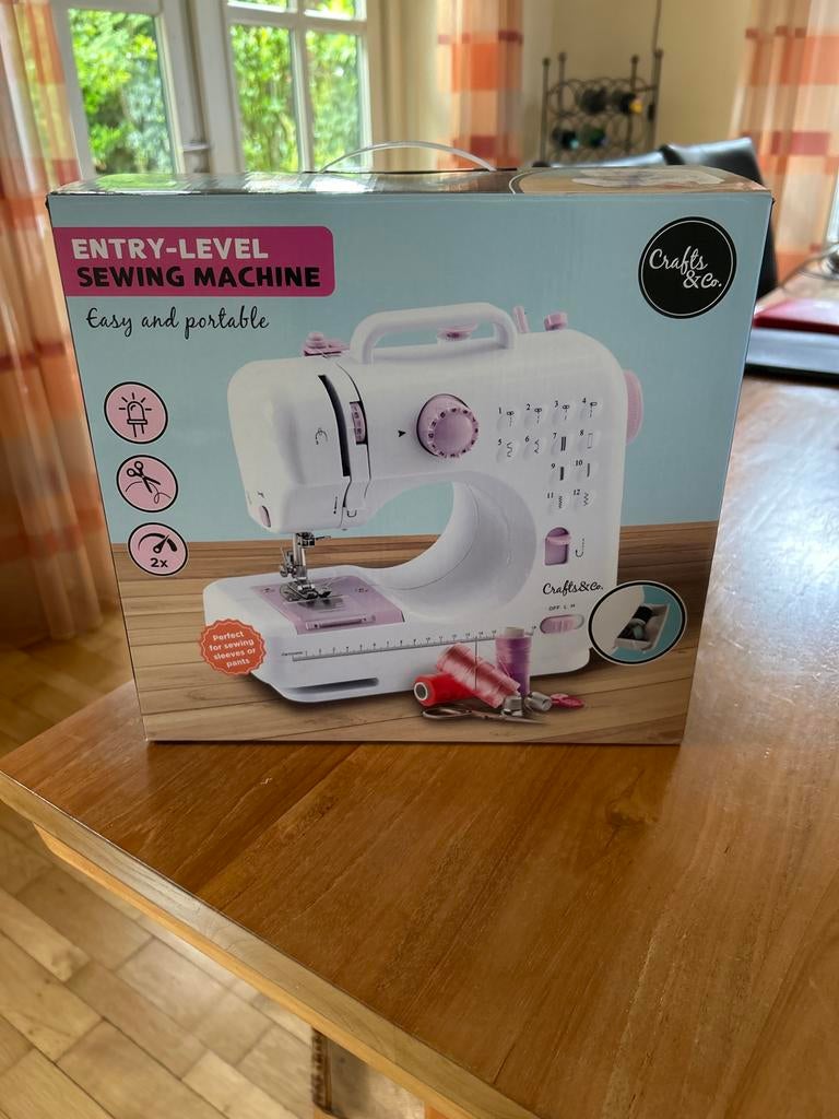 Crafts & Co. Naaimachine voor beginners - Nieuw in doos, Hobby en Vrije tijd, Naaimachines en Toebehoren, Ophalen of Verzenden