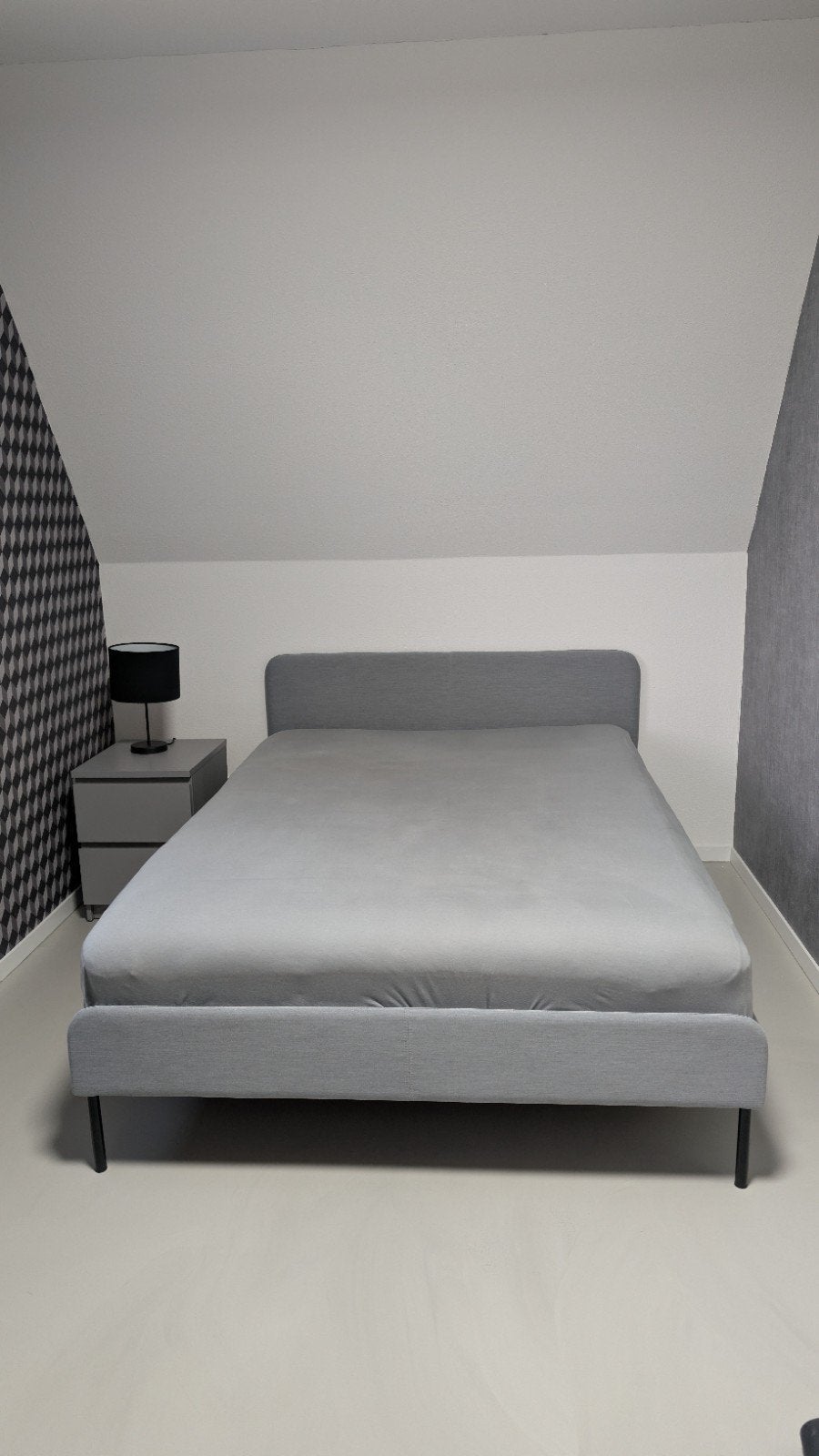 IKEA SLATTUM bed met MALM nachtkastje en ladekast, Ophalen, Gebruikt, Tweepersoons, 140 cm