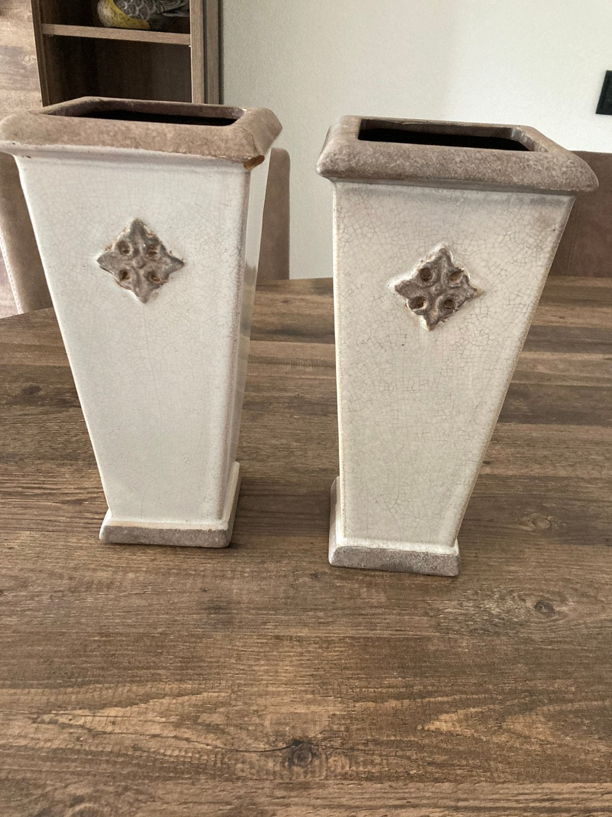 2 Bloempotten, Gebruikt, Vierkant, Ophalen of Verzenden, Aardewerk