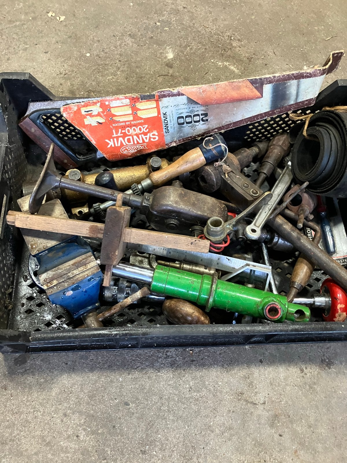 Partij antiek gereedschap - Diverse handgereedschappen, Antiek en Kunst, Ophalen