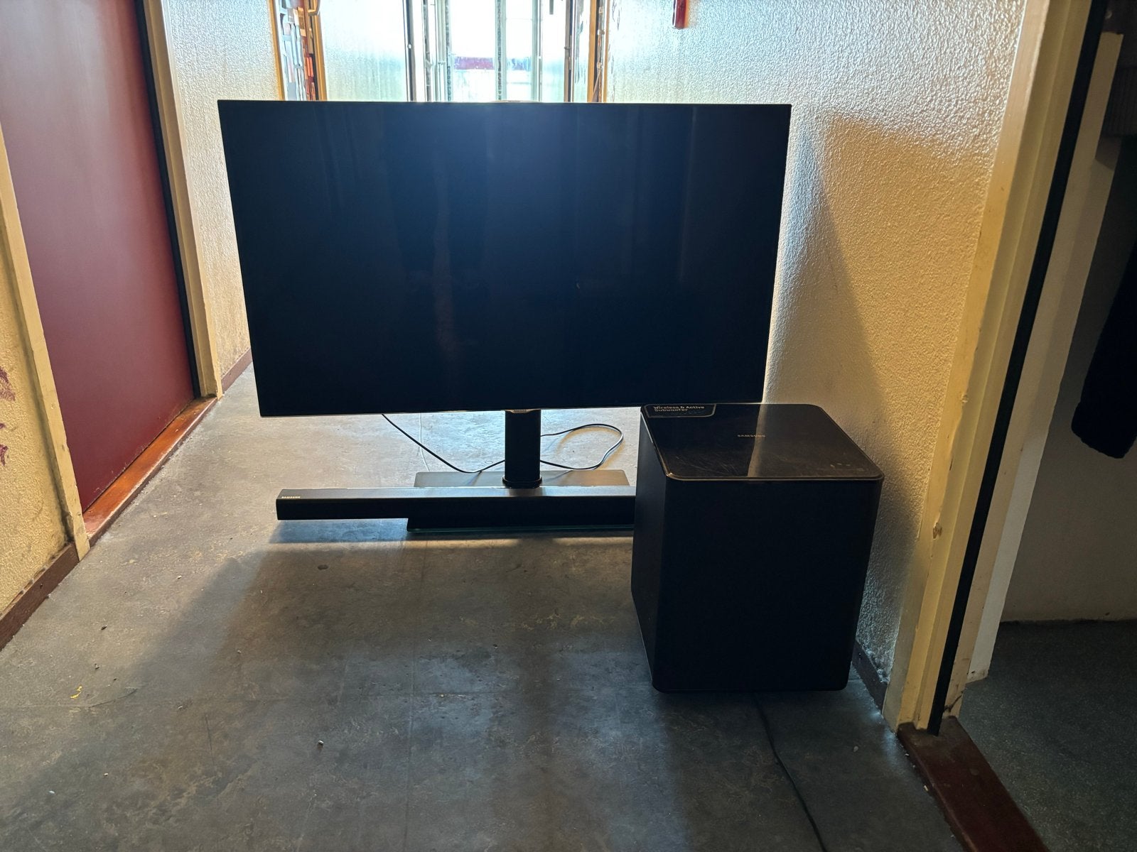 Samsung 46” Smart TV + Samsung Soundbar met Subwoofer, Audio, Tv en Foto, Televisies, Gebruikt, Ophalen