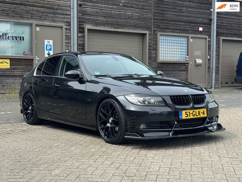 BMW 3-serie 320i Executive/E90/speciaal uitvoering/nieuwe ap, Achterwielaandrijving, 1295 kg, 150 pk, Zwart