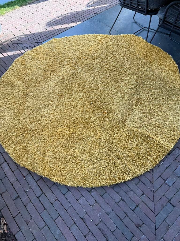 Rond  vloerkleed 200cm kleur geel(oker)in goede staat, Ophalen, Zo goed als nieuw, Rond, 200 cm of meer