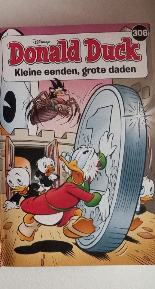 Donald Duck 306: Kleine eenden, grote daden, Eén stripboek, Ophalen of Verzenden, Zo goed als nieuw