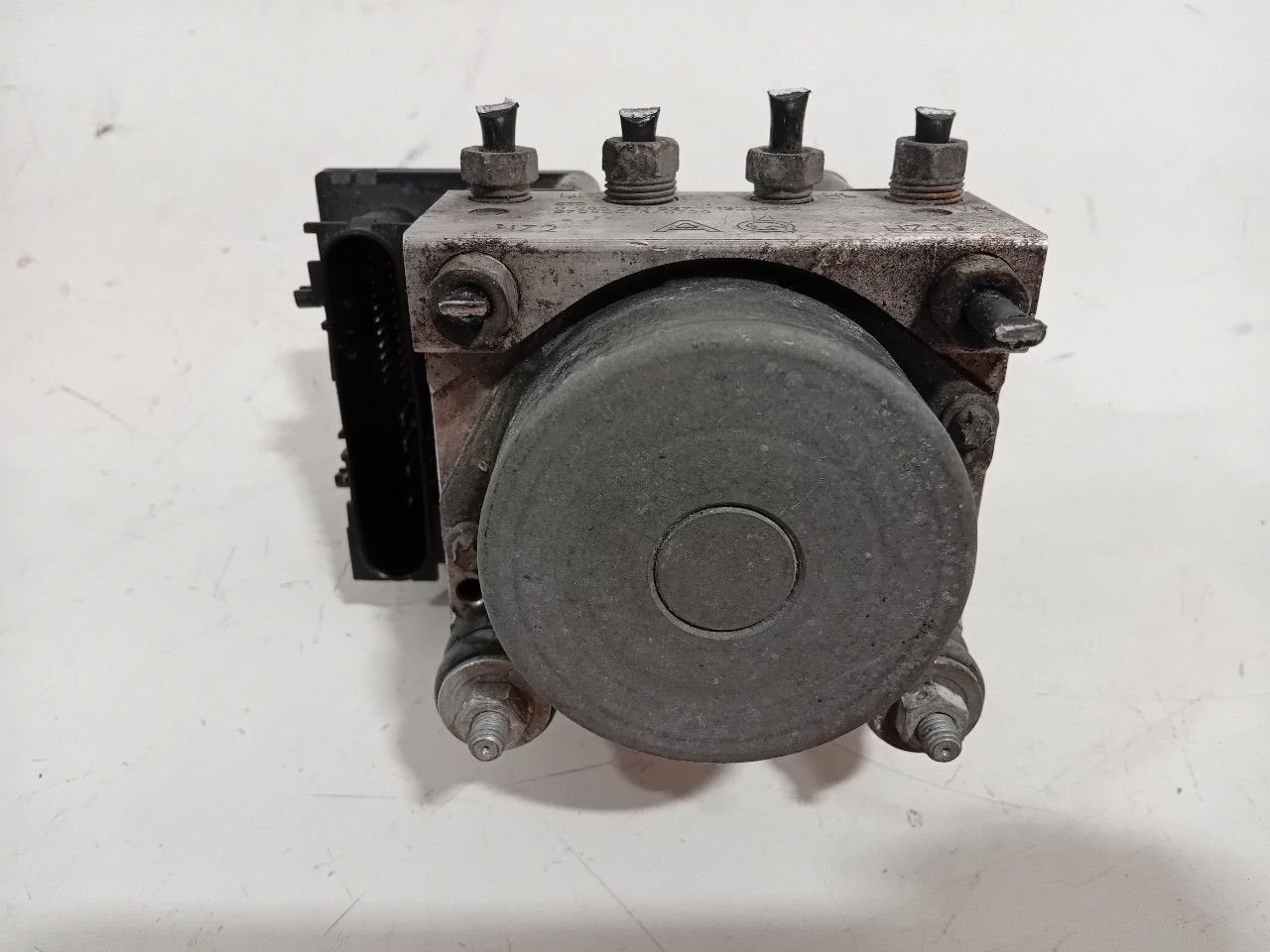 Abs pomp Opel Corsa, Onderdelen@venauto.nl, Van der Ven Autorecycling B.V., Gebruikt, Ettenseweg 76, 4706 PB Roosendaal, The Netherlands