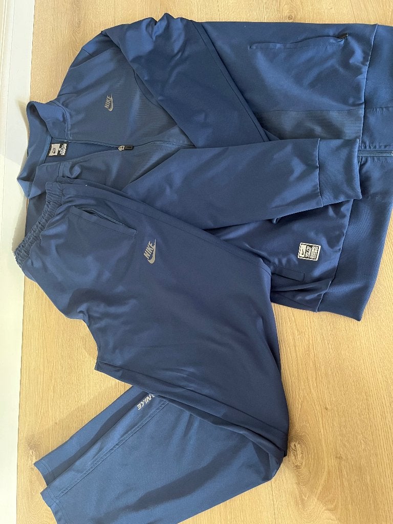 Heren Nike trainingspak, Blauw, Maat 56/58 (XL), Ophalen of Verzenden, Zo goed als nieuw