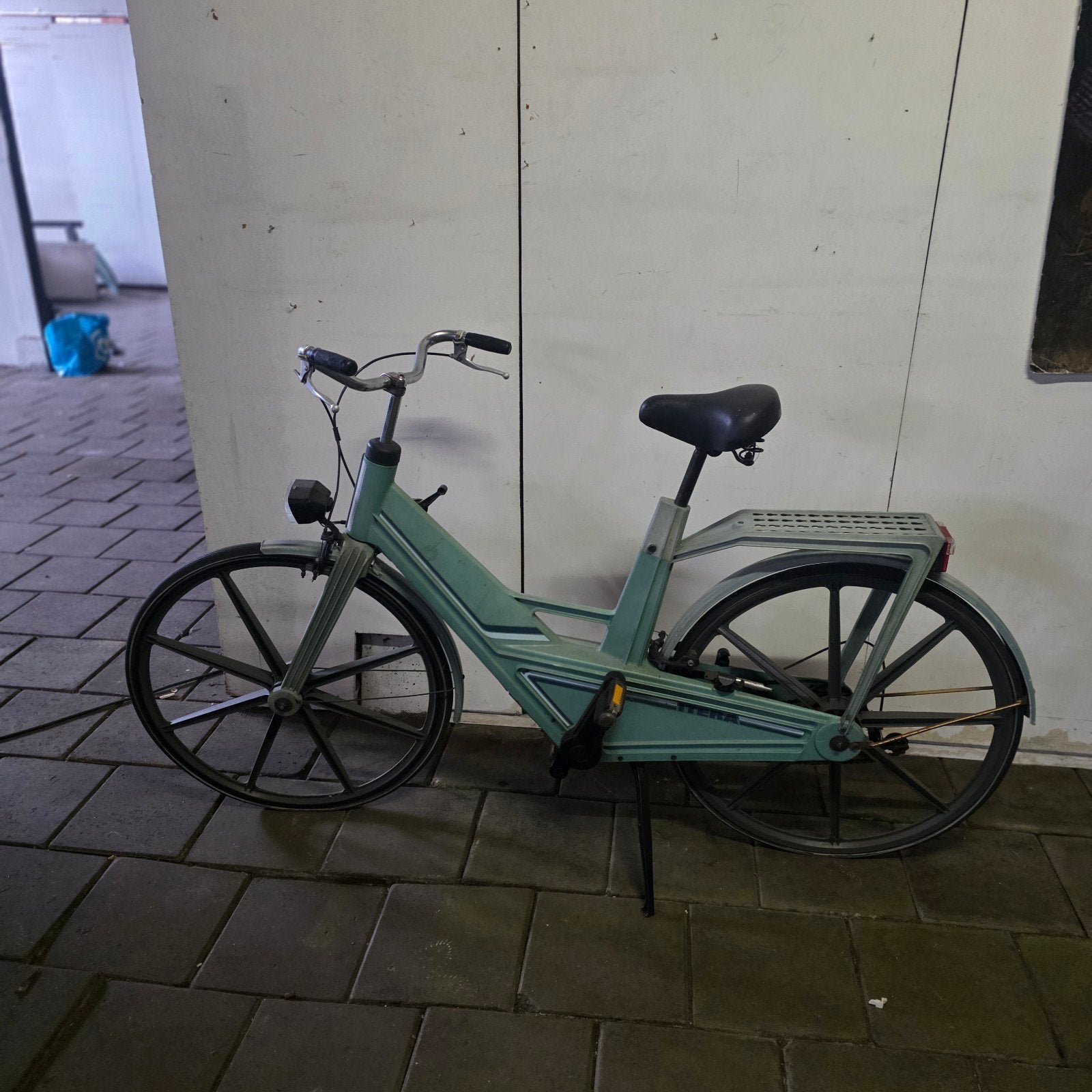 Zeldzame Itera kunststof fiets - Space Age design icoon, Ophalen, Gebruikt, Overige merken