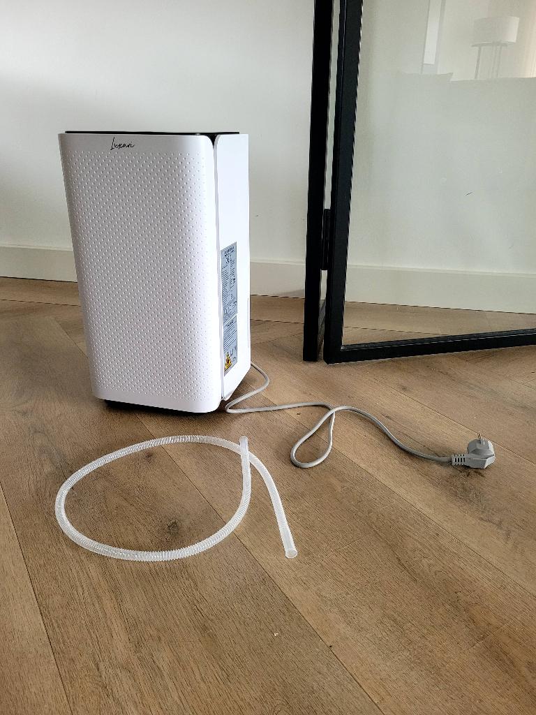 Luxari Luchtontvochtiger - 16L per dag. Was-droog functie, Ophalen, Zo goed als nieuw, Luchtontvochter