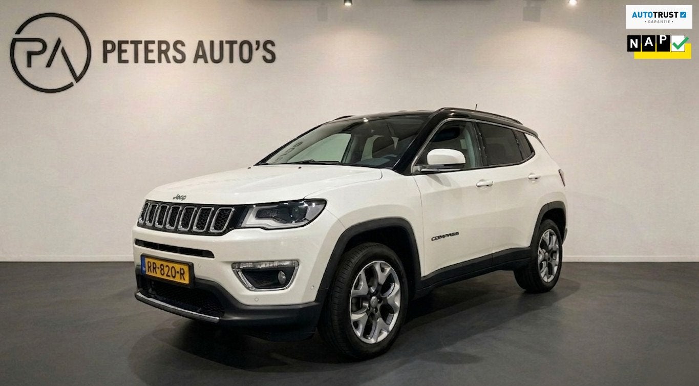 Jeep Compass 1.4 MultiAir Limited 4x4 Panoramadak/Leder/Trek, Auto's, Jeep, Automaat, Dealer onderhouden, 450 kg, Gebruikt