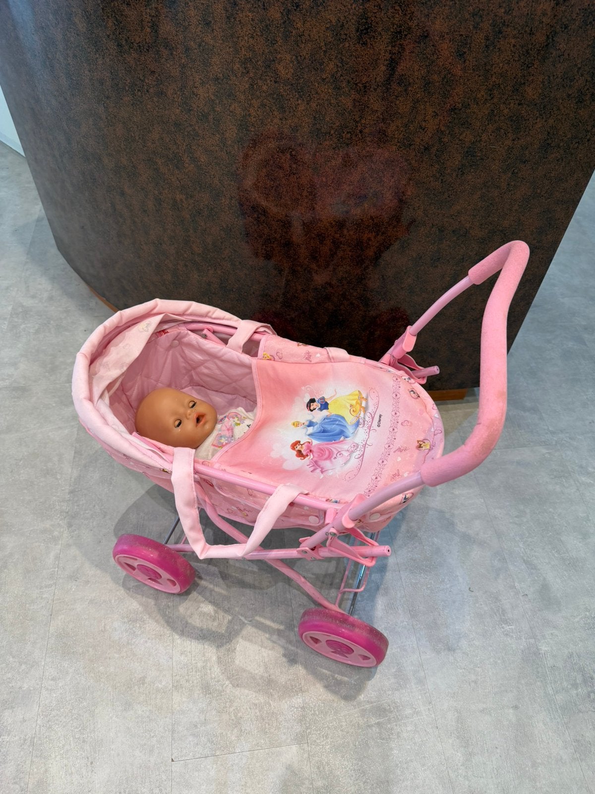 Baby Born pop met roze kinderwagen, Kinderen en Baby's, Speelgoed | Poppen, Ophalen of Verzenden, Gebruikt, Babypop