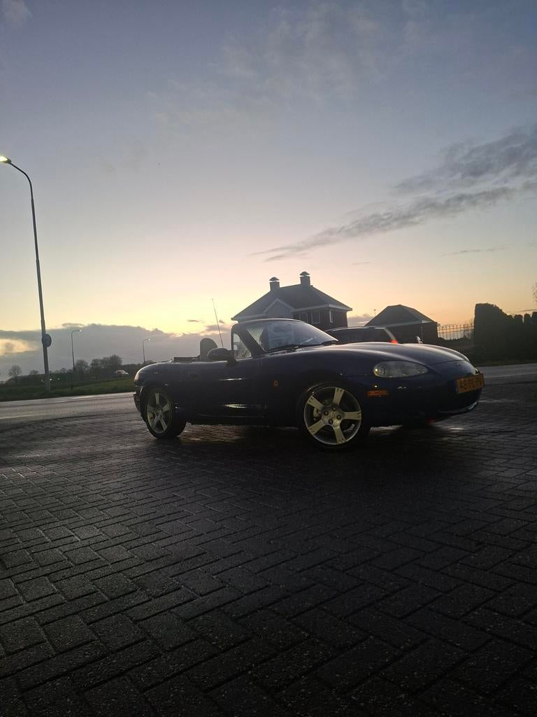 Mazda MX-5 1.6 I 2004 Blauw(origineel NL), Auto's, Mazda, Particulier, MX-5, ABS, Airbags, Centrale vergrendeling, Elektrische buitenspiegels