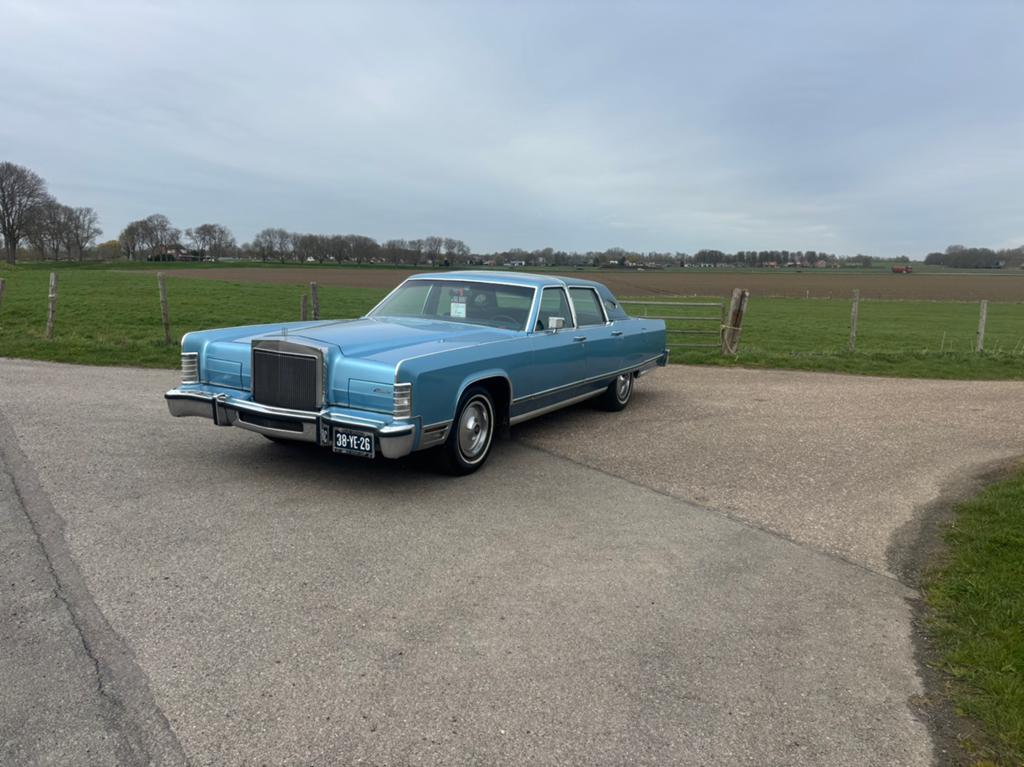 Lincoln 1977 Blauw, Auto's, Automaat, 2404 kg, 8 cilinders, 245 pk