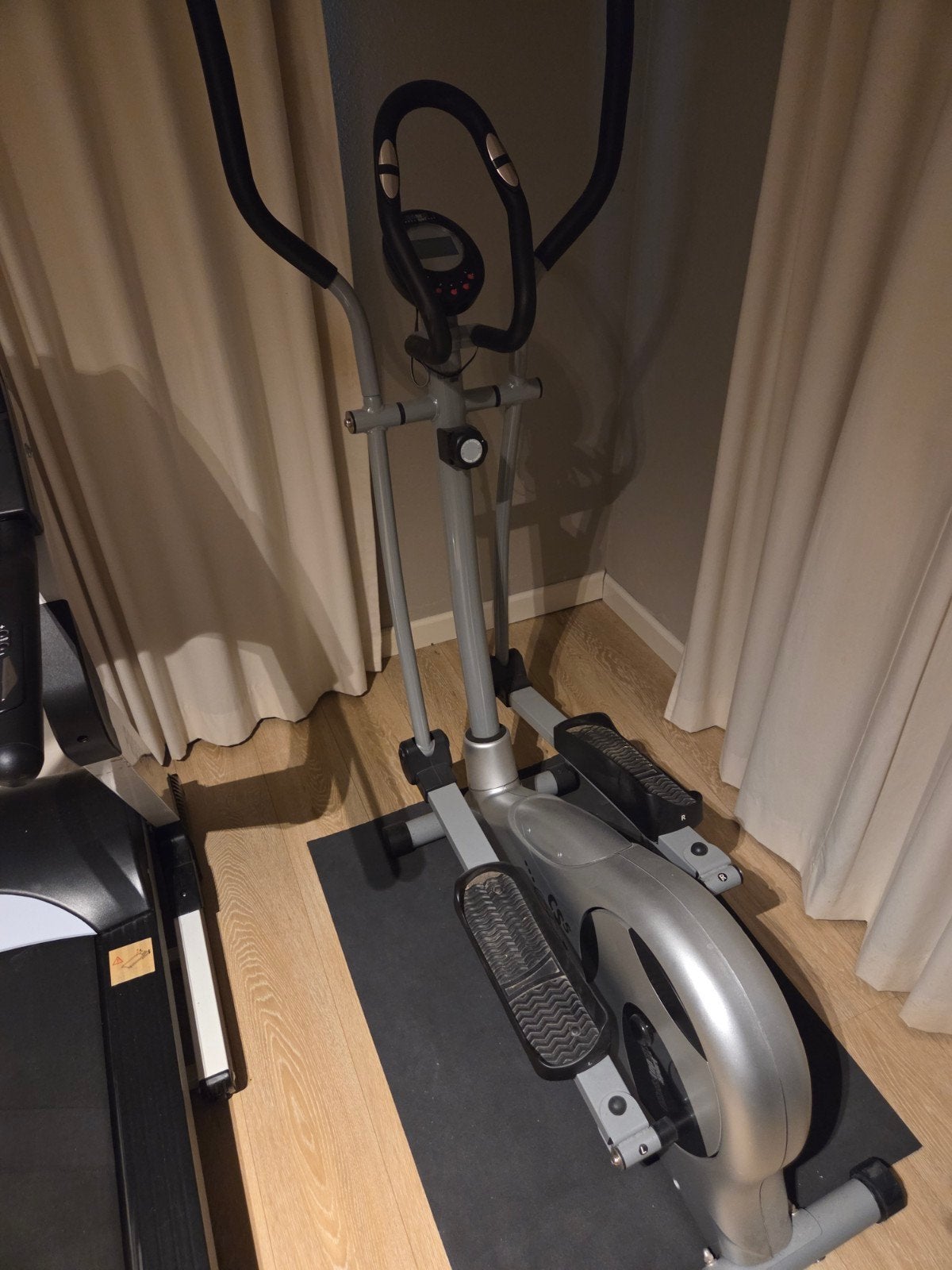 Christopeit Sport Crosstrainer - Zo goed als nieuw, Ophalen, Benen, Zo goed als nieuw, Crosstrainer