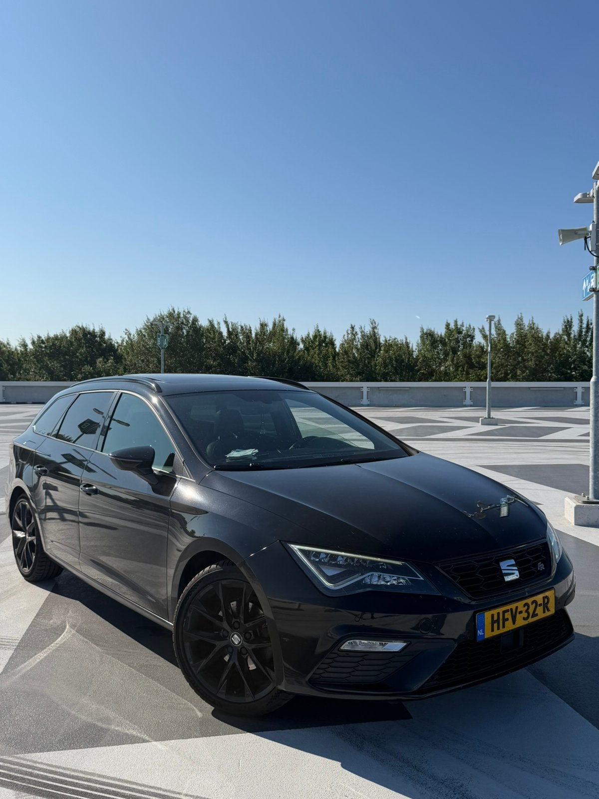 Seat Leon ST FR 1.5 TSI 2020 | Zeer compleet | OH-historie, Auto's, 1498 cc, Zwart, 4 cilinders, Zwart