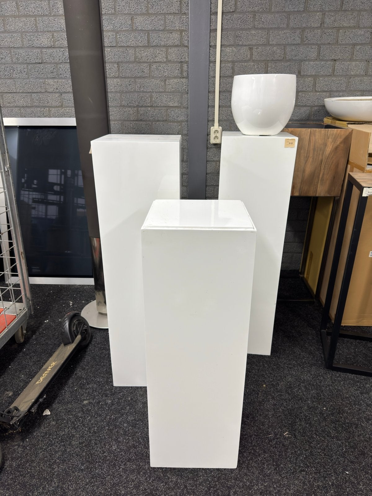 Set van 3 Witte Display Sokkels/Pilaren, Ophalen, Gebruikt