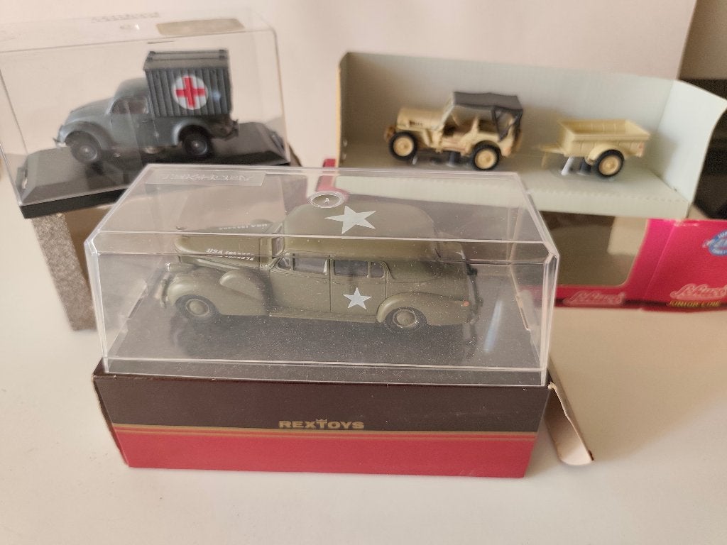 Modelauto's Willys Jeep, Cadillac, VW Lieferwagen typ83, Ophalen, Gebruikt, Auto