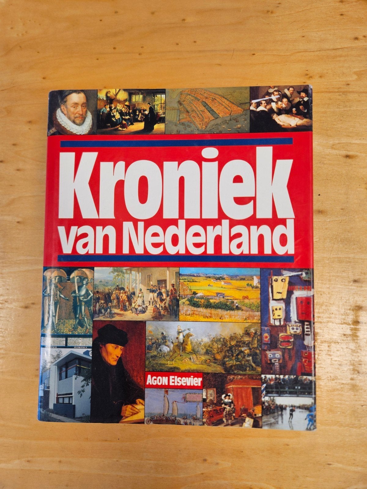 Boek Kroniek van Nederland, Ophalen of Verzenden, Zo goed als nieuw