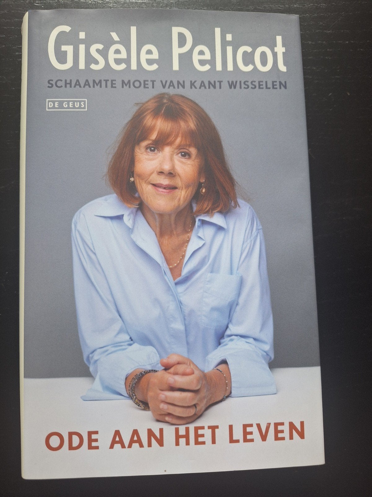 Gisèle Pelicot - Schaamte moet van kant wisselen, Boeken, Verzenden, Zo goed als nieuw, Gisèle Pelicot