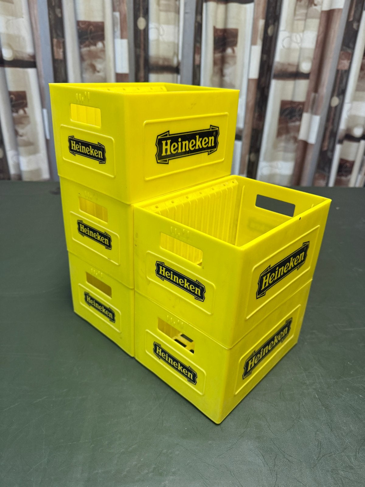 Heineken mini-kratjes / CD-rekjes – 13 stuks beschikbaar, Kunststof, Gebruikt, Verzenden, 150 discs of meer