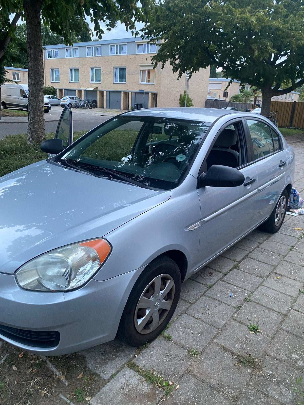 Hyundai Accent 1.4 4DRS 2009 Grijs, Voorwielaandrijving, Accent, 4 cilinders, Origineel Nederlands