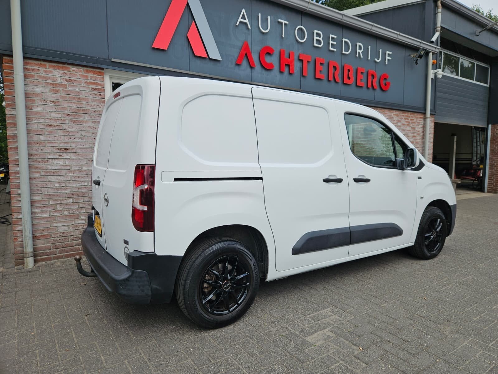 Opel Combo 1.6D L1H1 Edition Trekhaak! Airco! Cruise Control, Auto's, Voorwielaandrijving, Gebruikt, 23 km/l, Origineel Nederlands