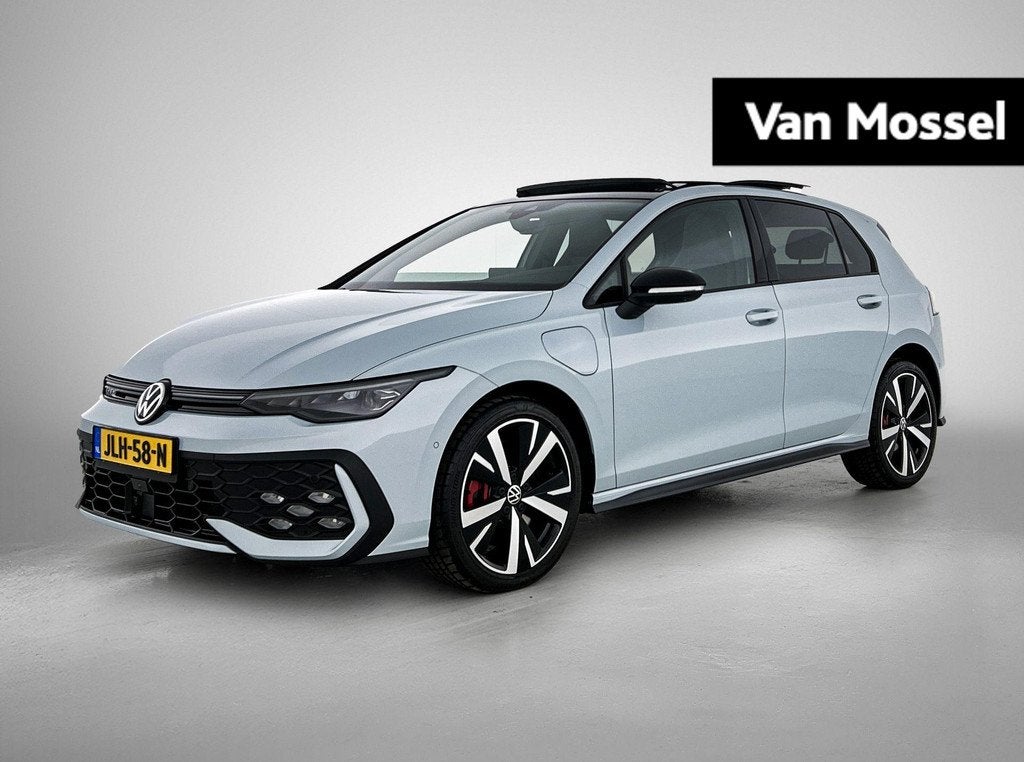 Volkswagen Golf 1.5 eHybrid GTE 272 PK | SoH 100% | Automaat, 12 maanden, Stof, 4 cilinders, 26 kWh