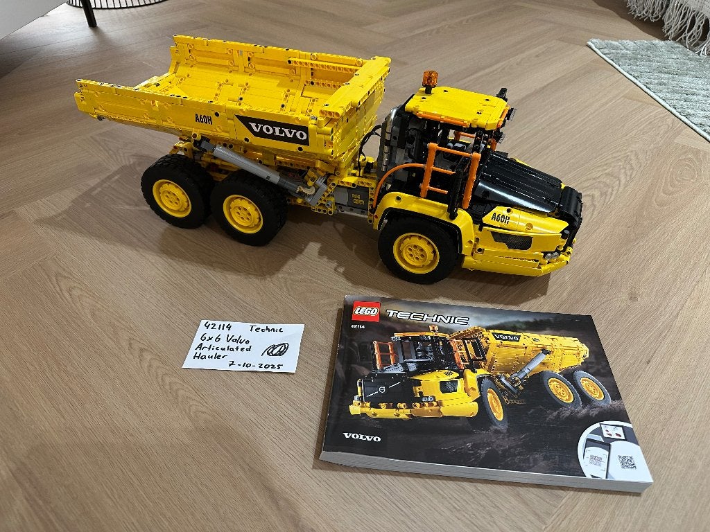 Lego Technic 42114 Volvo 6x6 Truck met kieptrailer, Kinderen en Baby's, Lego, Ophalen of Verzenden, Zo goed als nieuw, Technic