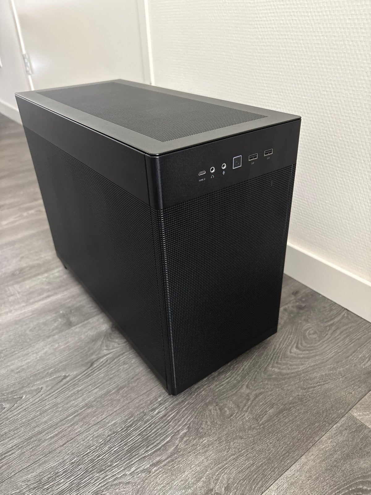 Asus Prime AP20 Micro-ATX PC Behuizing - Zo goed als nieuw, Ophalen, Zo goed als nieuw