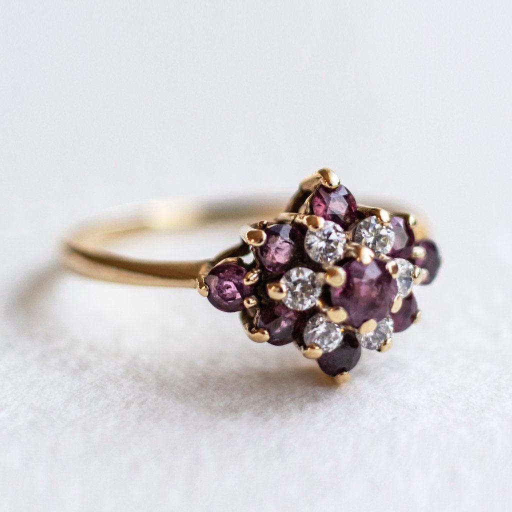 Vintage 9K gouden cluster met Robijn & CZ - 18, Ophalen of Verzenden, Zo goed als nieuw, 17 tot 18, Met edelsteen