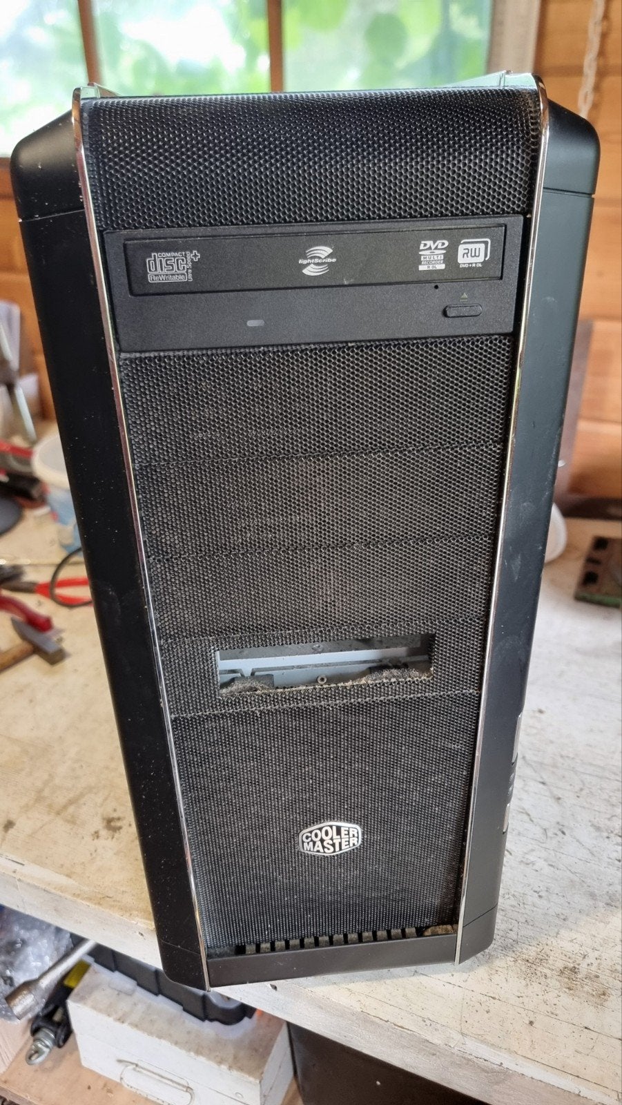 Cooler Master PC-behuizing - Zwart (leeg), Computers en Software, Computerbehuizingen, Ophalen