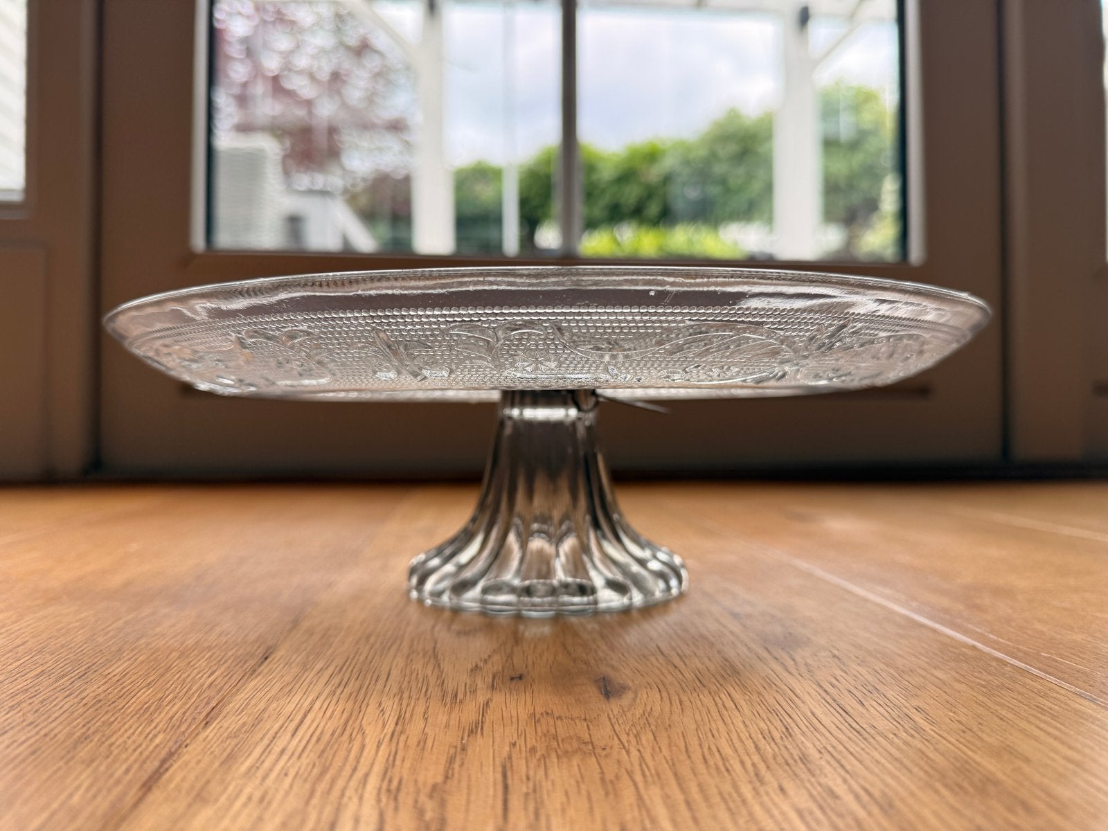 Vintage Glazen Taartplateau met Voet, Antiek en Kunst, Antiek | Glas en Kristal, Ophalen of Verzenden