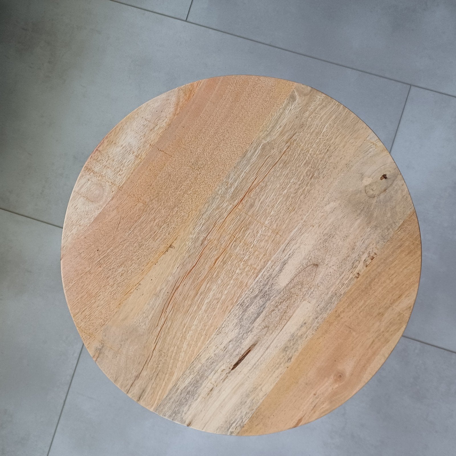rond bijzettafeltje mango hout., Ophalen, Zo goed als nieuw, Bruin, Hout
