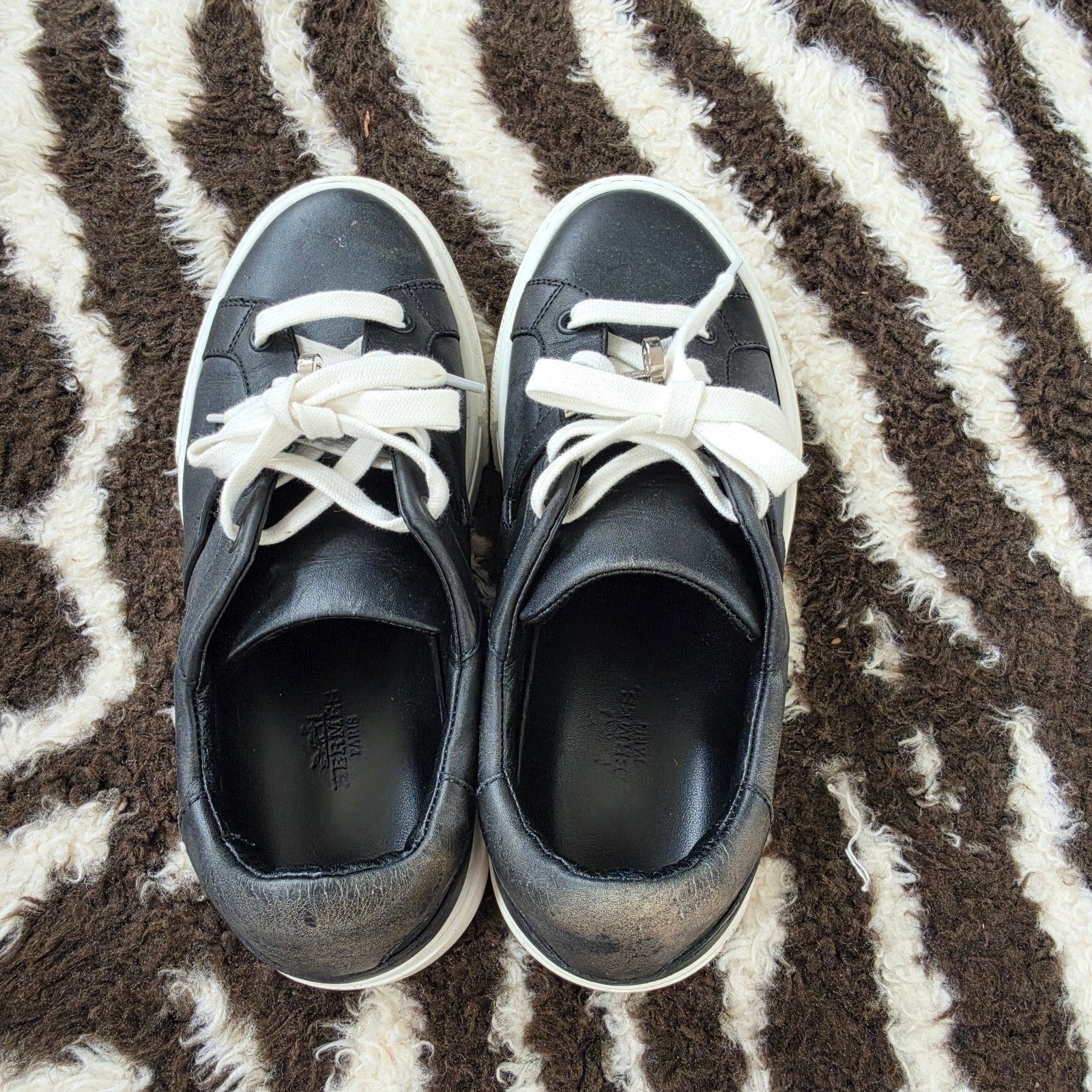 Hermès Sneakers - Zwart Leer met Witte Zolen, Hermès, Verzenden, Zwart, Sneakers of Gympen
