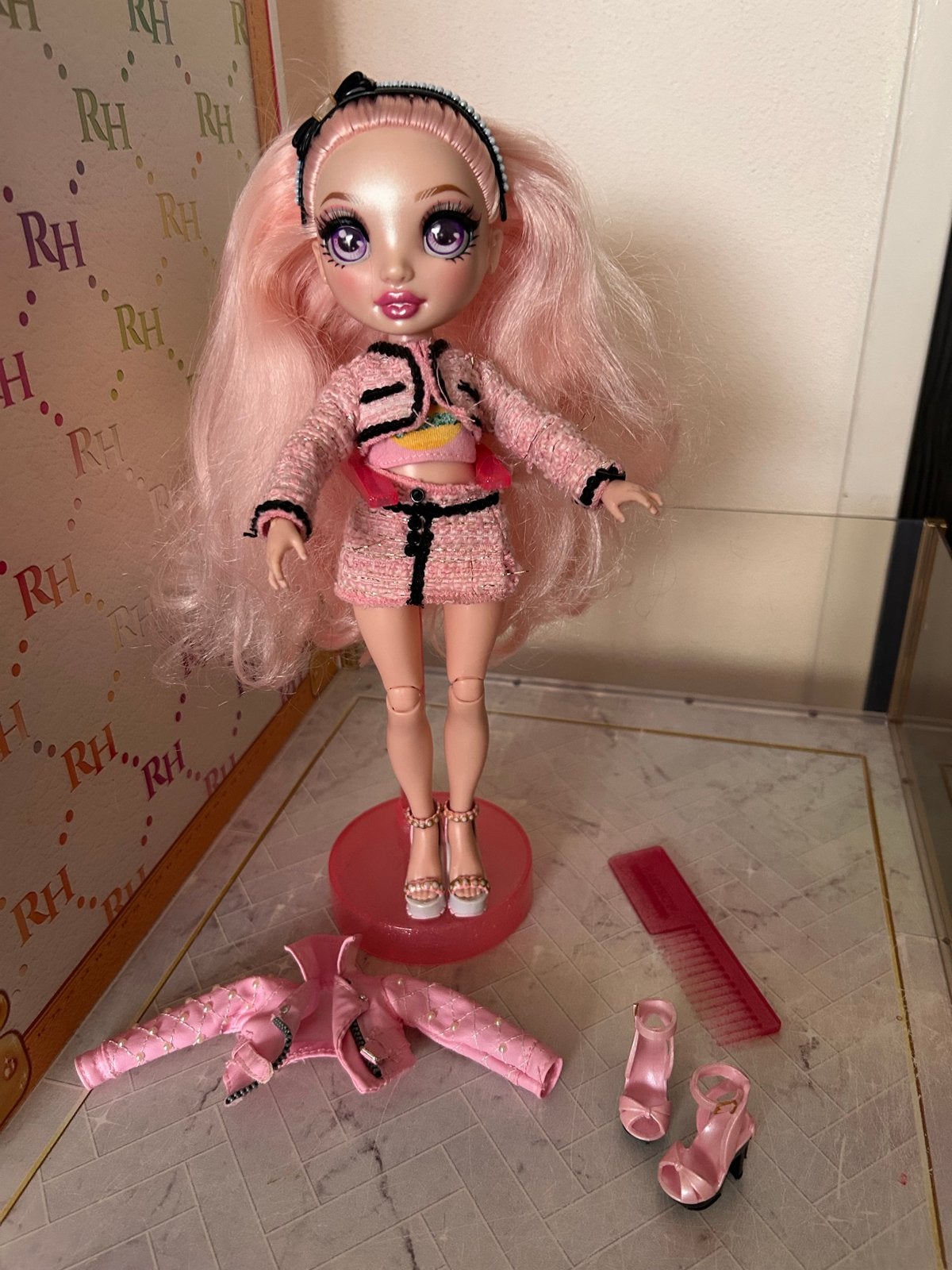 Rainbow High Doll - Bella, Ophalen of Verzenden, Gebruikt, Overige typen