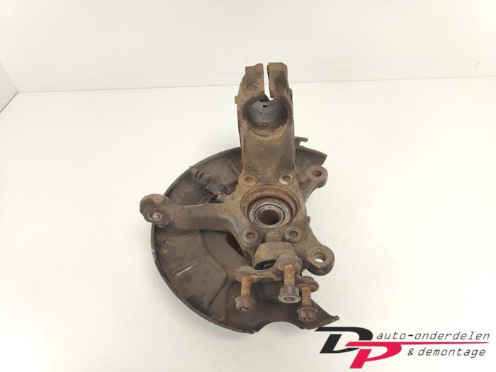 Fusee links-voor van een Volkswagen Scirocco