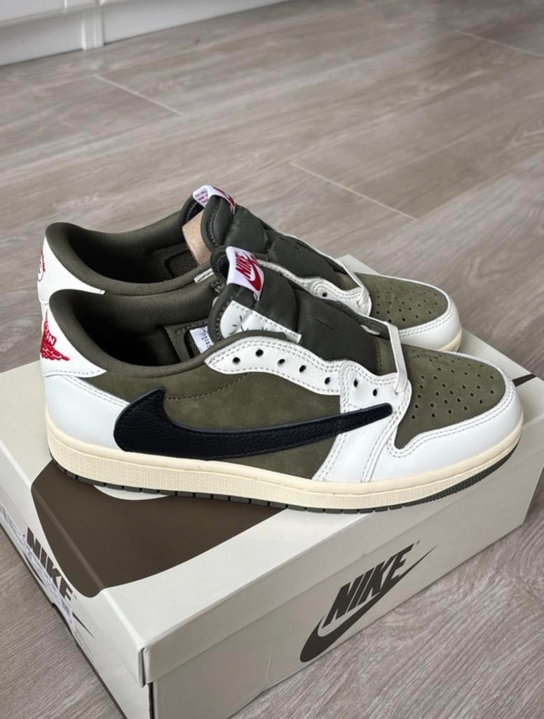 Nike Air Jordan 1 Low Travis Scott Olive, Ophalen of Verzenden, Nieuw, Groen, Sneakers of Gympen