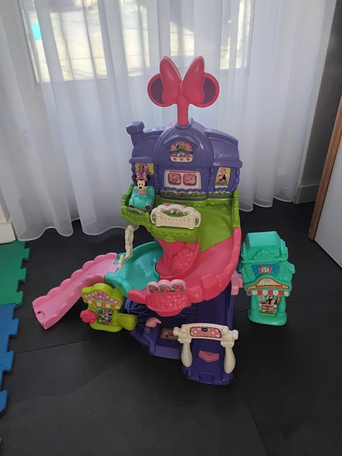 V-tech Disney minnie's winkelparadijs  Zo goed als nieuw, Kinderen en Baby's, Ophalen, Zo goed als nieuw, 6 maanden tot 2 jaar