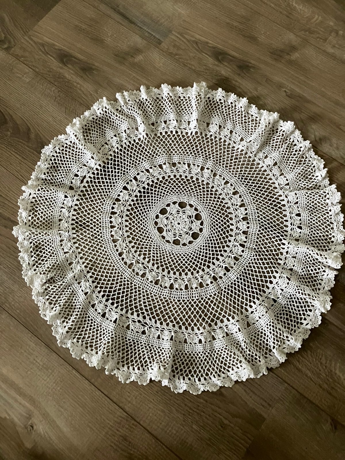 Mooi gehaakt kleed uit grootmoeders tijd, Ophalen of Verzenden, Zo goed als nieuw, Rond, 50 tot 100 cm