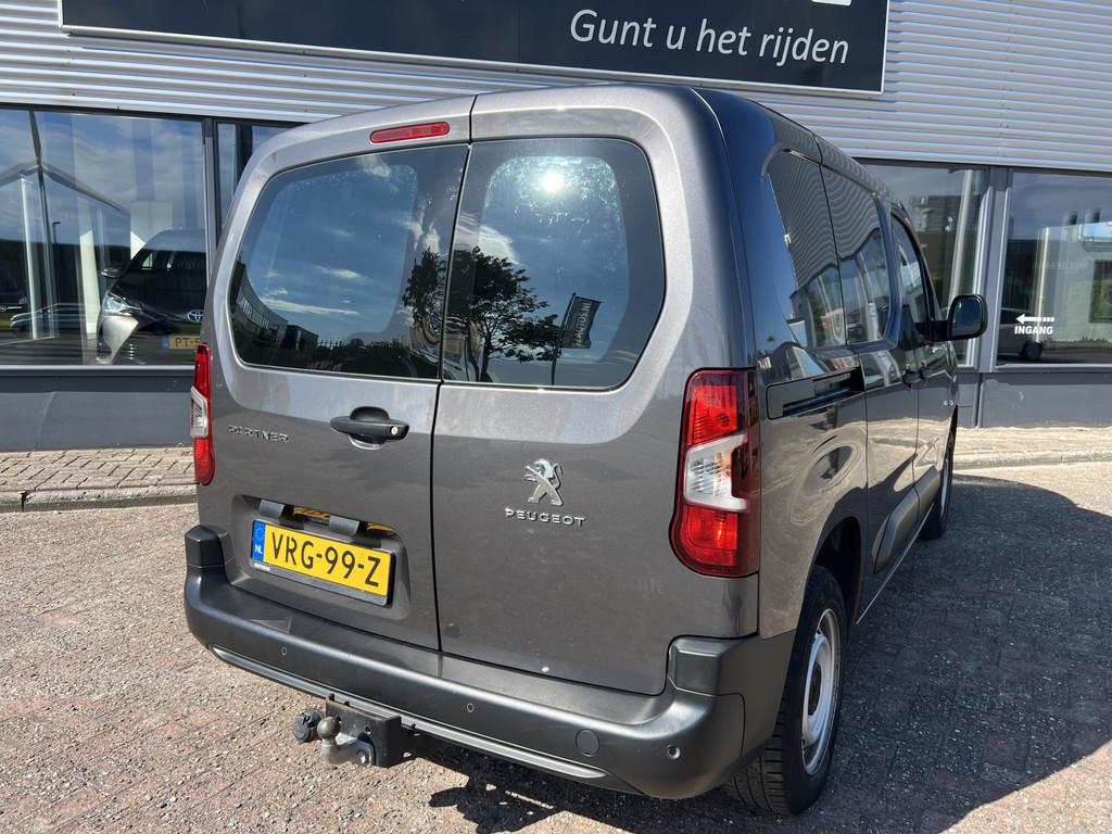 Peugeot Partner 1.5 BlueHDI Premium 3 Pers. (bj 2022), Voorwielaandrijving, Navigatiesysteem, Gebruikt, 4 cilinders