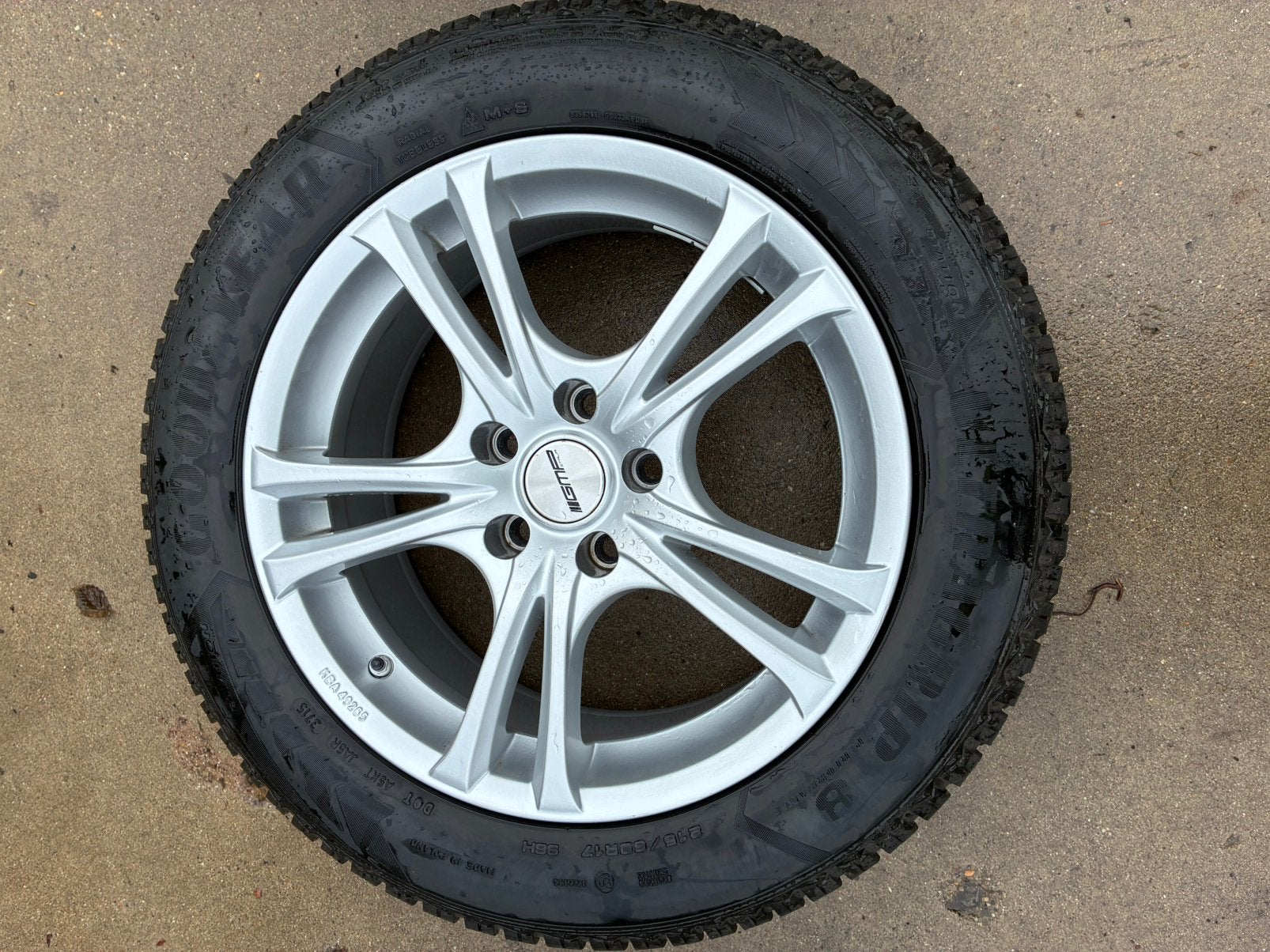 17 inch lm velgen met winterbanden 215/50/r17., Ophalen, 215 mm, Velg(en), 17 inch